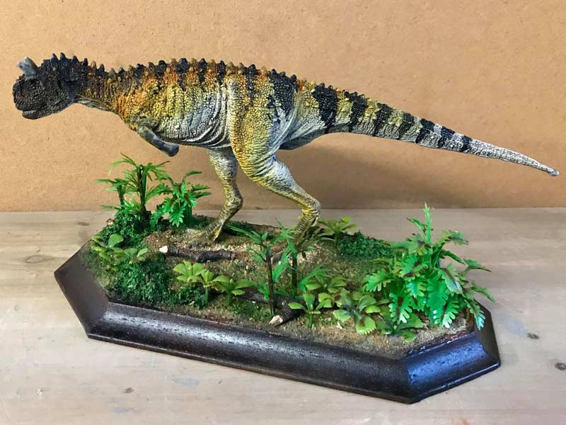 Carnotaurus gestreift, Dinosaurier Modell - Repaint