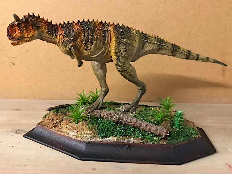 Carnotaurus, rot-braun, Dinosaurier Modell - Repaint